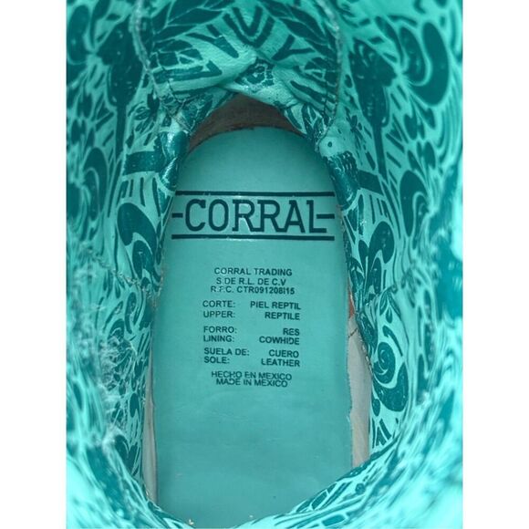 NIB Corral Gold Full Python Limited Edition Women’s Cowboy Boots Size 7.5 - Picture 8 of 11